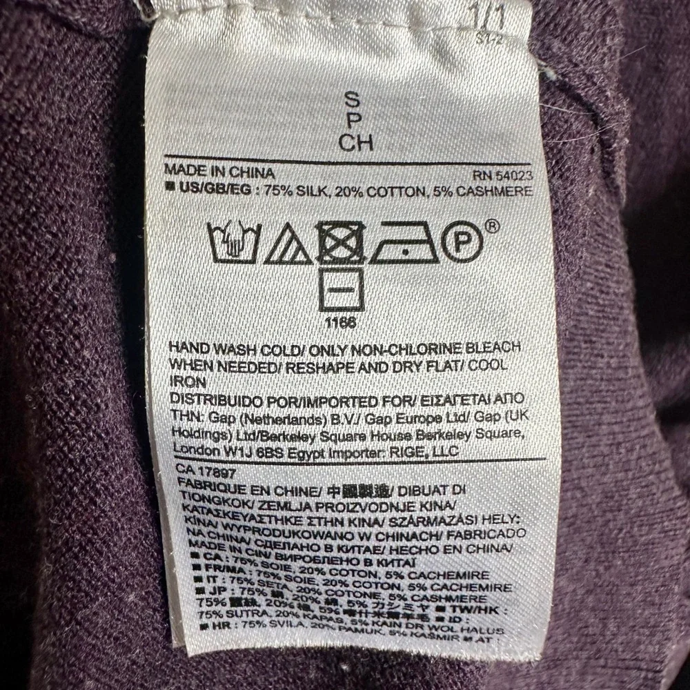 Banana Republic Mens Luxury Blend Purple Silk Cashmere V Neck Sweater Size S